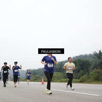 Runner Photo 7435644