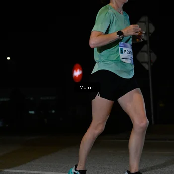 Runner Photo 7435652