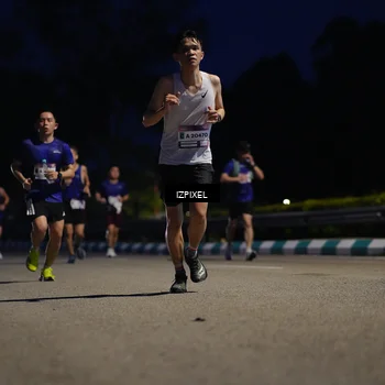 Runner Photo 7435660