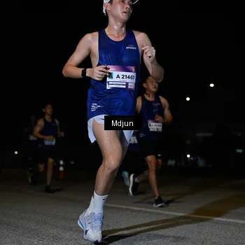 Runner Photo 7435681