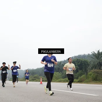 Runner Photo 7435683