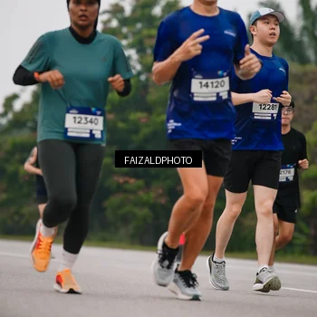 Runner Photo 7435684