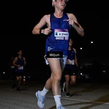 Runner Photo 7435691