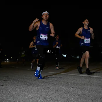 Runner Photo 7435693