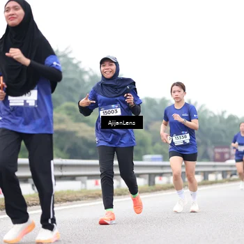 Runner Photo 7435702