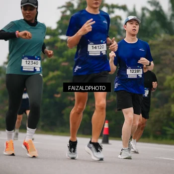 Runner Photo 7435705