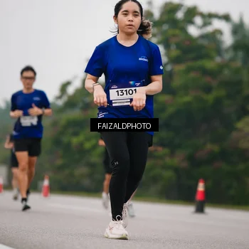 Runner Photo 7435706