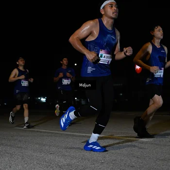 Runner Photo 7435714