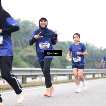 Runner Photo 7435722