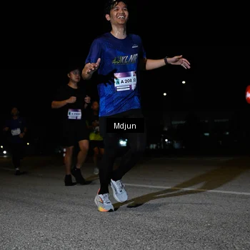 Runner Photo 7435736