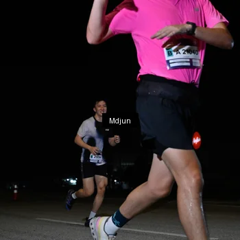 Runner Photo 7435776