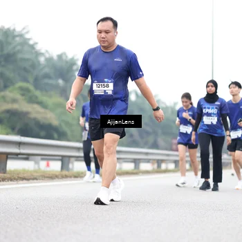 Runner Photo 7435794