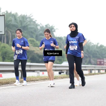 Runner Photo 7435829