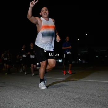 Runner Photo 7435831