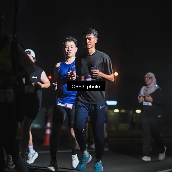 Runner Photo 7435841