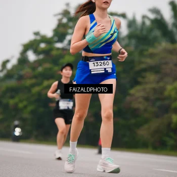 Runner Photo 7435844