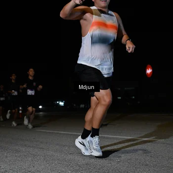 Runner Photo 7435847