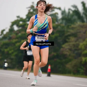 Runner Photo 7435851
