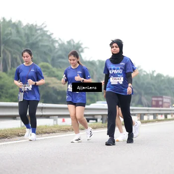 Runner Photo 7435854