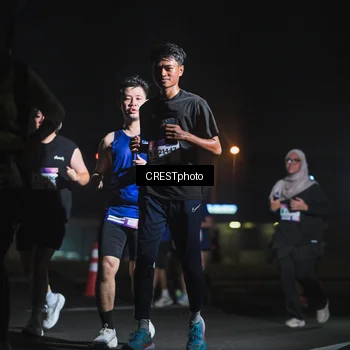 Runner Photo 7435856