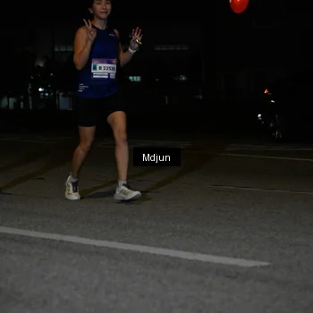 Runner Photo 7435859