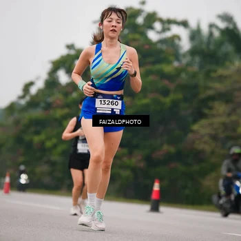 Runner Photo 7435862