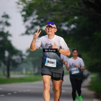 Runner Photo 7435864