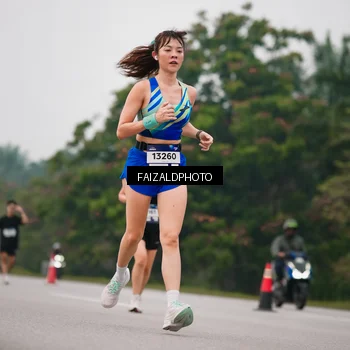 Runner Photo 7435866