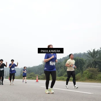 Runner Photo 7435870