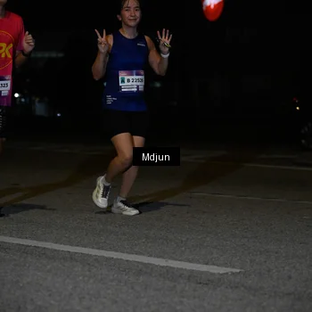 Runner Photo 7435871