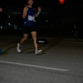Runner Photo 7435872