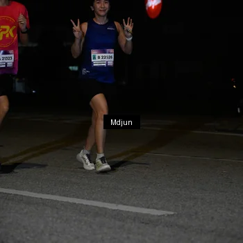 Runner Photo 7435875
