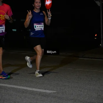 Runner Photo 7435884