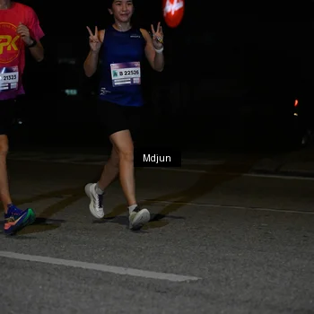 Runner Photo 7435885