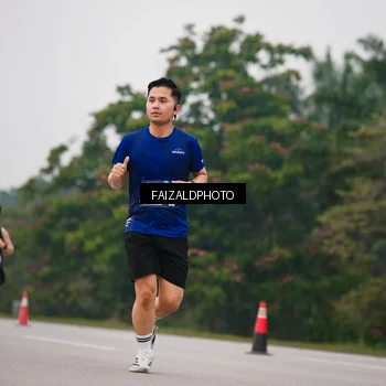 Runner Photo 7435887