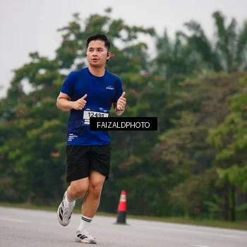 Runner Photo 7435888