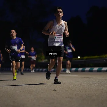 Runner Photo 7435894