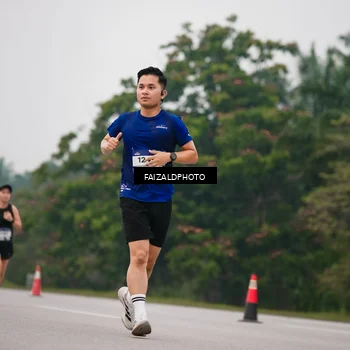 Runner Photo 7435898