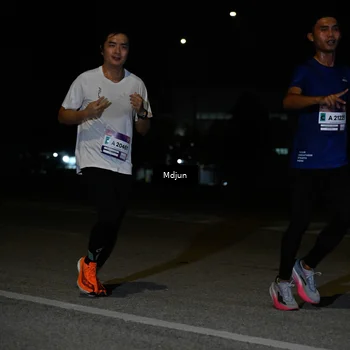 Runner Photo 7435902