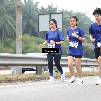 Runner Photo 7435907