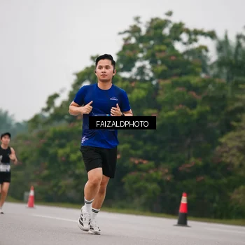 Runner Photo 7435908