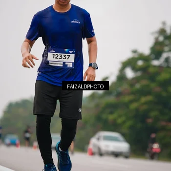 Runner Photo 7435916
