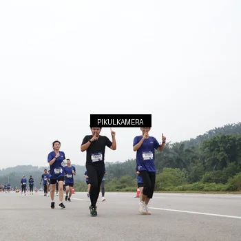 Runner Photo 7435928
