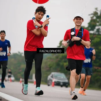 Runner Photo 7435931