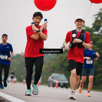 Runner Photo 7435947