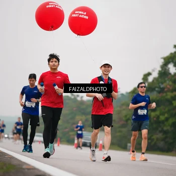 Runner Photo 7435950