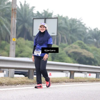 Runner Photo 7435951