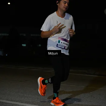 Runner Photo 7435954