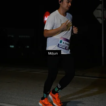 Runner Photo 7435955