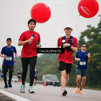 Runner Photo 7435957